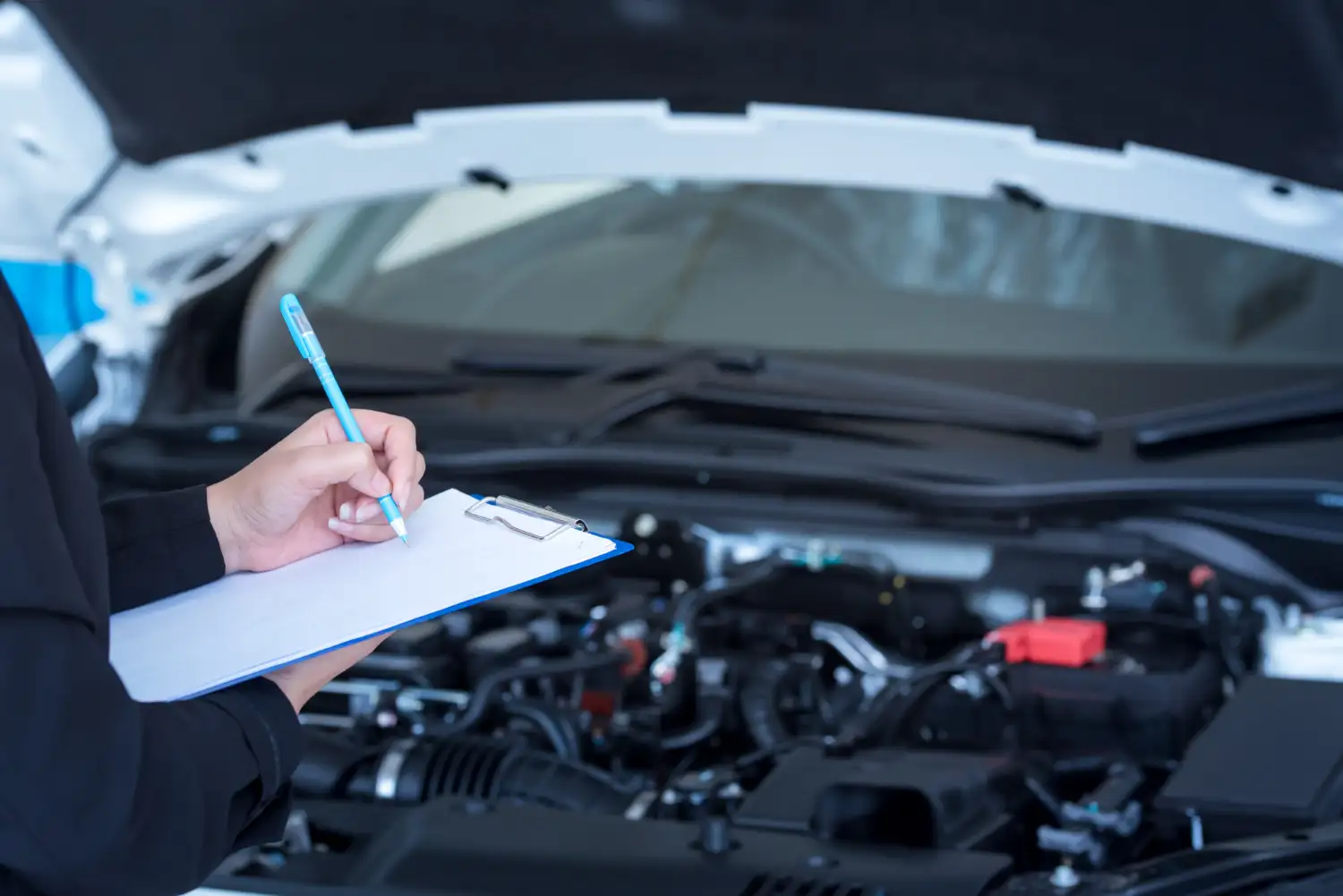 O Que é Vistoria Cautelar e Por Que Ela é Inegociável em Carros Premium